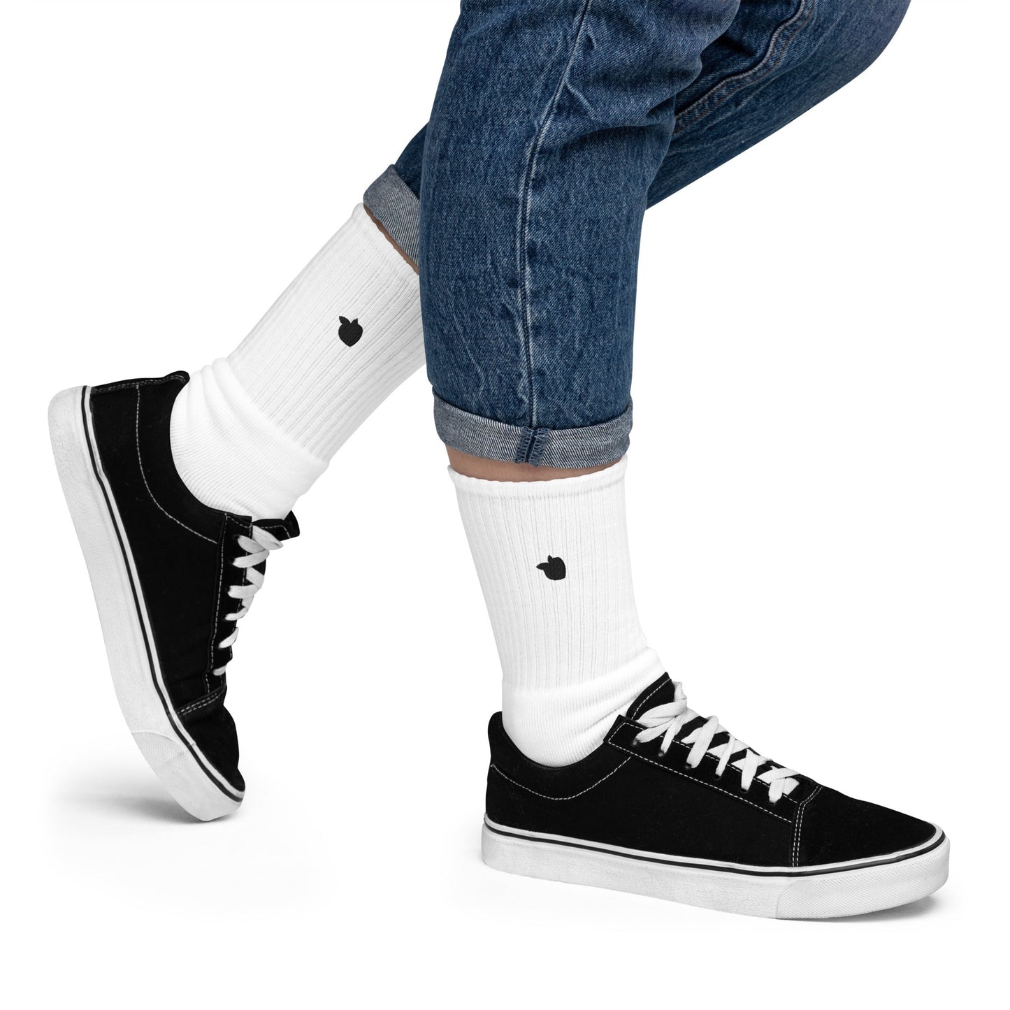 tsgabrielle™ • tsgabrielle™ • Men's Embroidered Socks White • Socks • Men's Embroidered Socks White • TSG3 - PP04 - 2400093A •